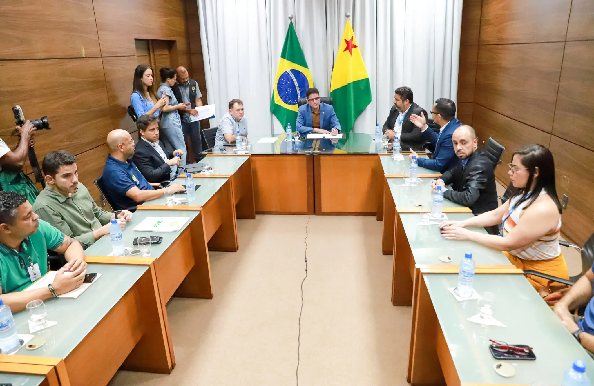 Governo do Estado e Caixa Econômica Federal celebram investimento de R$ 6,3 milhões para pavimentação em Rio Branco